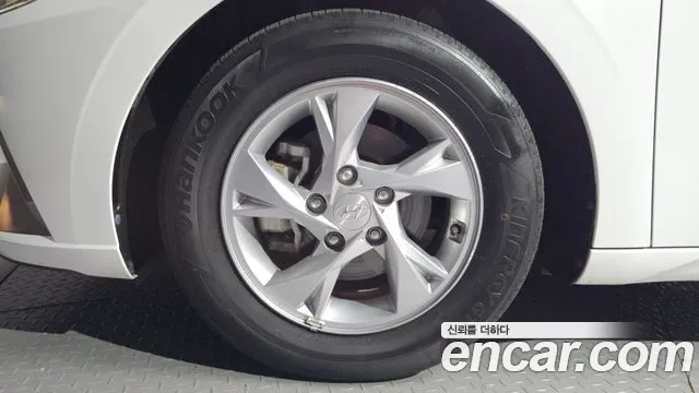 Hyundai Avante 2020 thumb 5