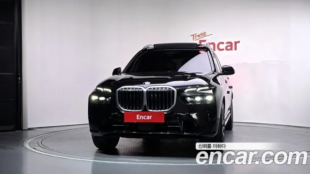 BMW X7 2024 thumb 3