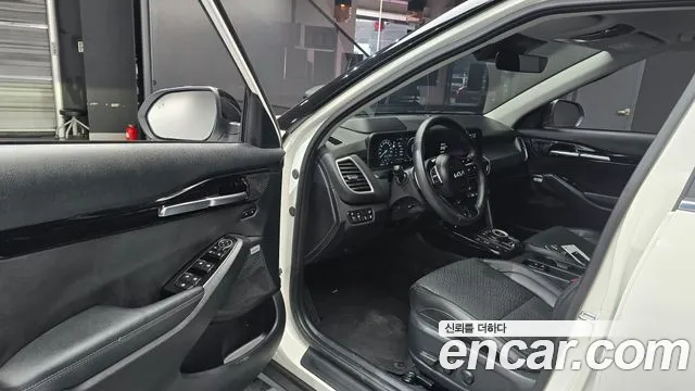 Kia Seltos 2025 thumb 10
