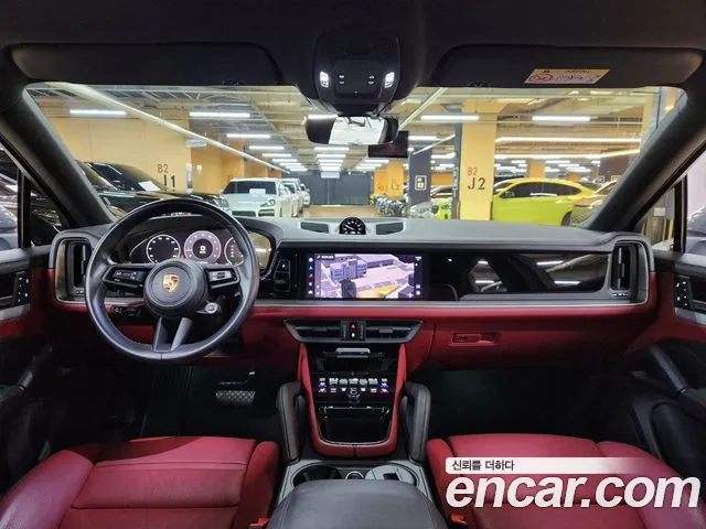 Porsche Cayenne 2023 thumb 10