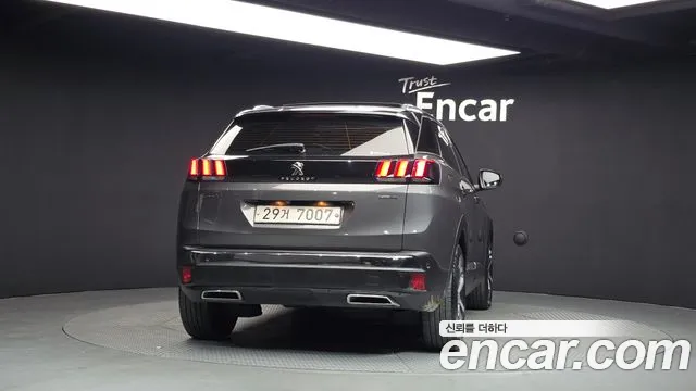 Peugeot 3008 2018 thumb 4
