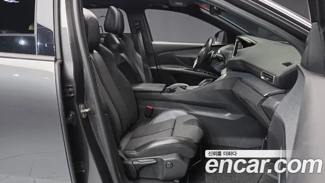 Peugeot 3008 2018 thumb 11