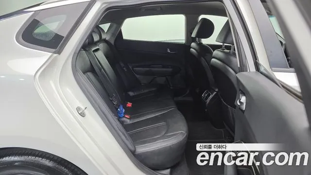 Kia K5 2016 thumb 12