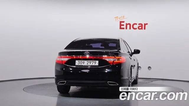 Hyundai Grandeur 2013 thumb 4