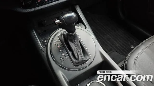 Kia Sportage 2010 thumb 9