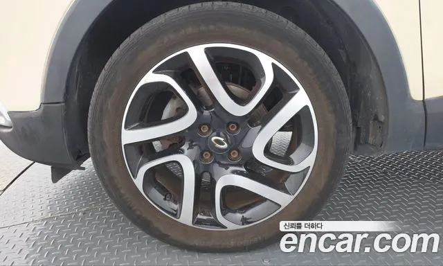 Renault-KoreaSamsung Captur 2015 thumb 5