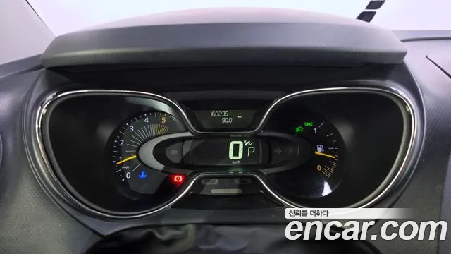 Renault-KoreaSamsung Captur 2015 thumb 8