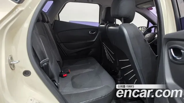 Renault-KoreaSamsung Captur 2015 thumb 11
