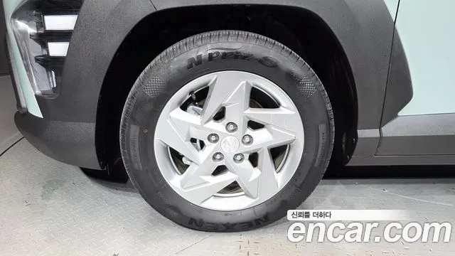 Hyundai Kona 2023 thumb 5