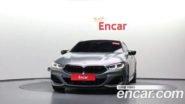 BMW 8-Series 2022 thumb 2