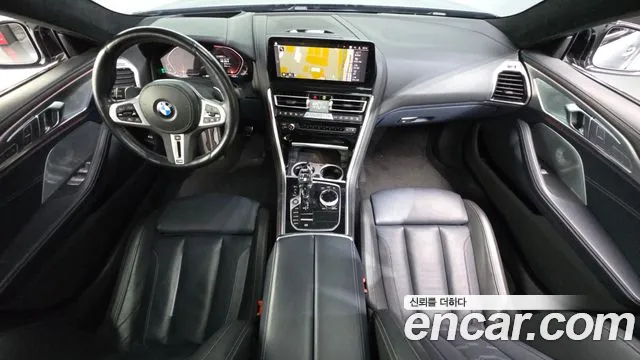BMW 8-Series 2022 thumb 6