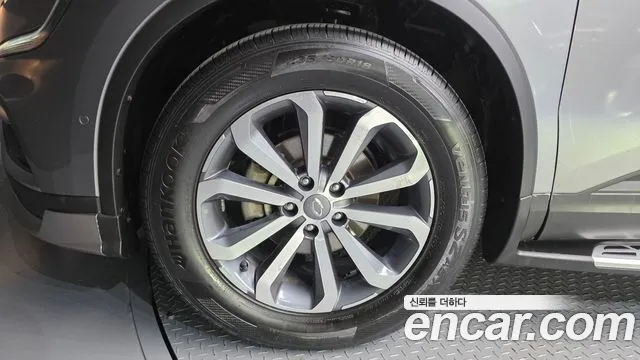 Renault-KoreaSamsung Koleos 2019 thumb 5