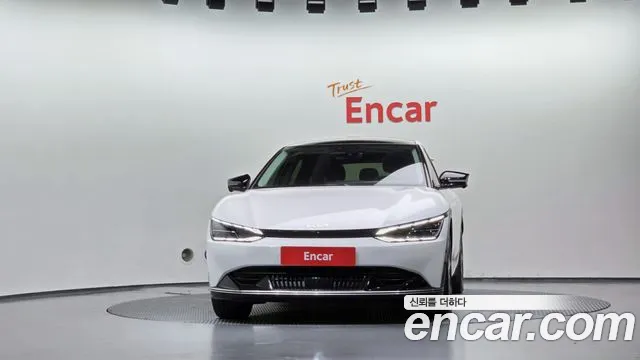Kia EV6 2022 thumb 3