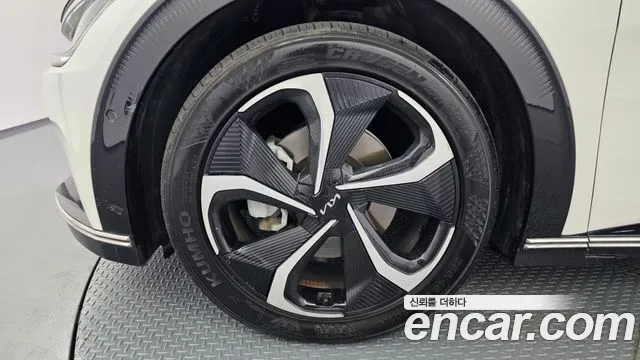 Kia EV6 2022 thumb 5