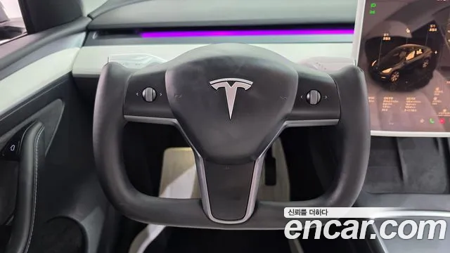 Tesla Model Y 2022 thumb 12