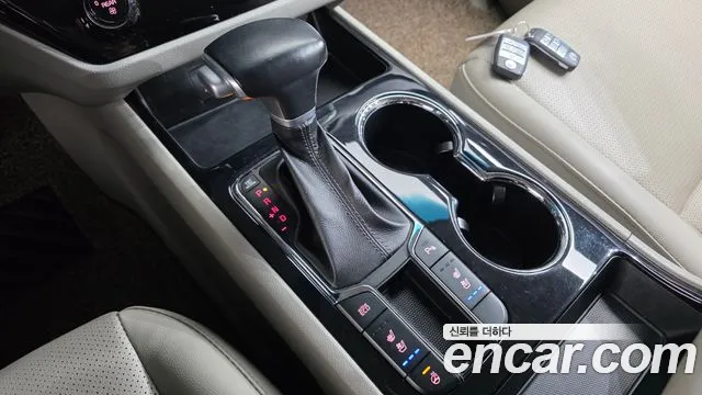 Kia Carnival 2019 thumb 9