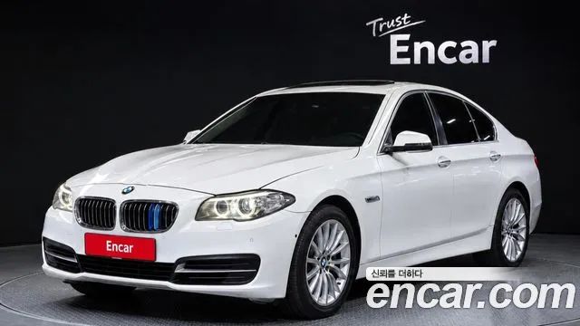 BMW 5-Series 2014 thumb 12