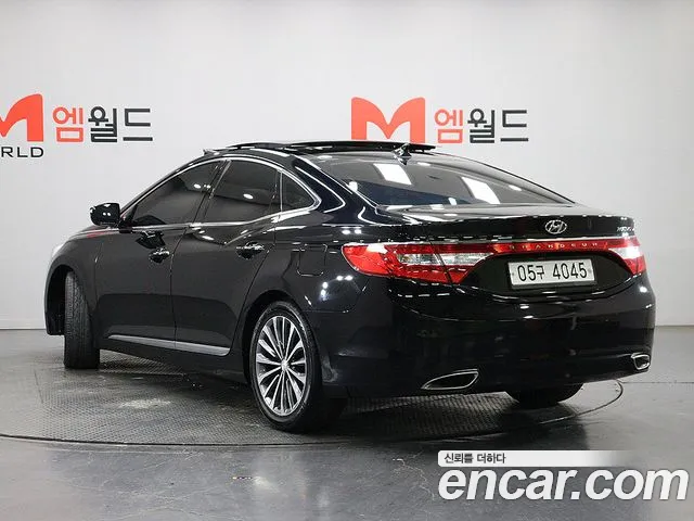 Hyundai Grandeur 2014 thumb 2