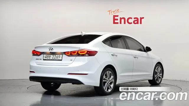 Hyundai Avante 2017 thumb 2