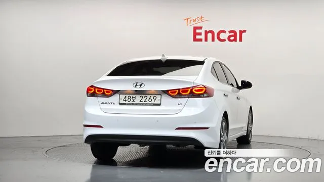 Hyundai Avante 2017 thumb 4