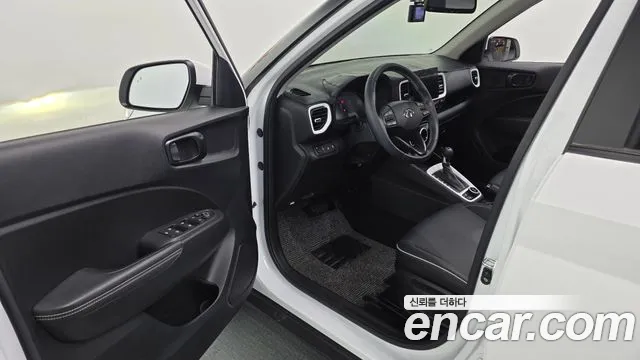 Hyundai Venue 2025 thumb 10