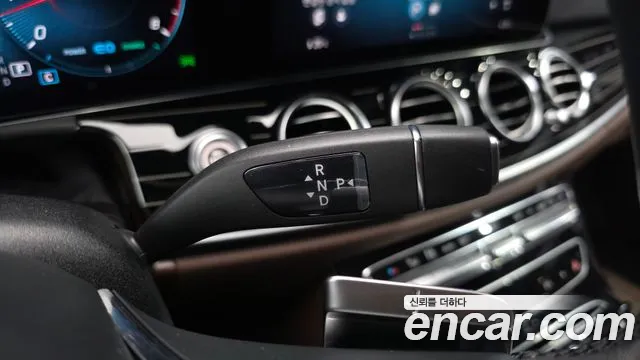 Mercedes-Benz E-Класс 2022 thumb 9