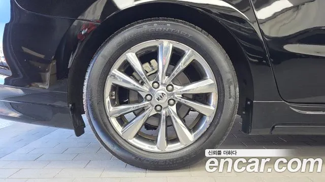 Kia Carnival 2020 thumb 5