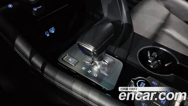 Genesis G70 2019 thumb 9
