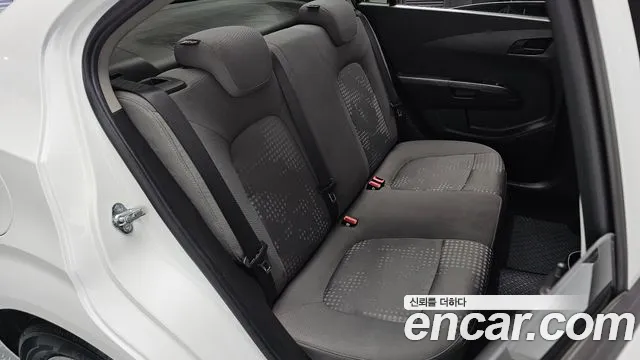 ChevroletGMDaewoo Aveo 2013 thumb 11