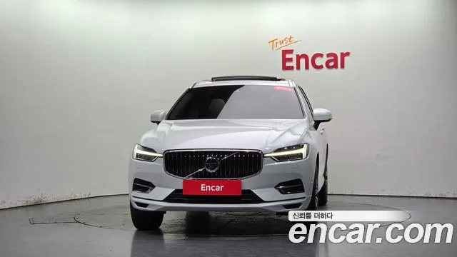 Volvo XC60 2021 thumb 2