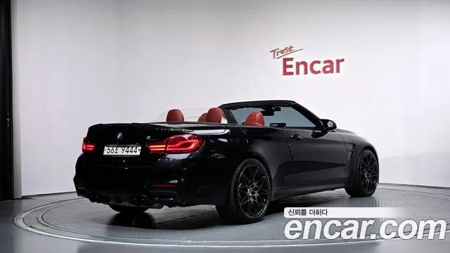 BMW M4 2018 thumb 2