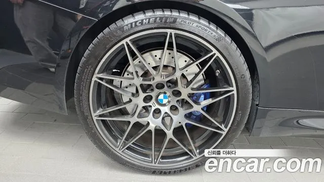 BMW M4 2018 thumb 5