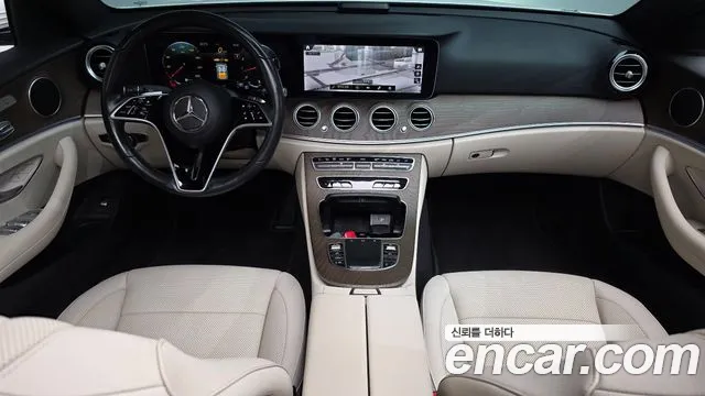 Mercedes-Benz E-Класс 2022 thumb 6