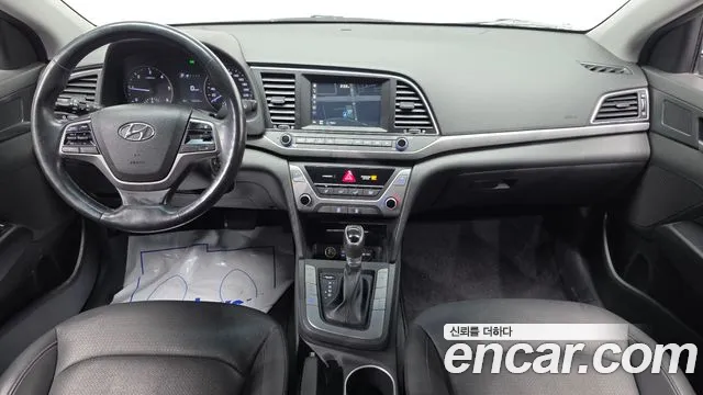 Hyundai Avante 2016 thumb 6