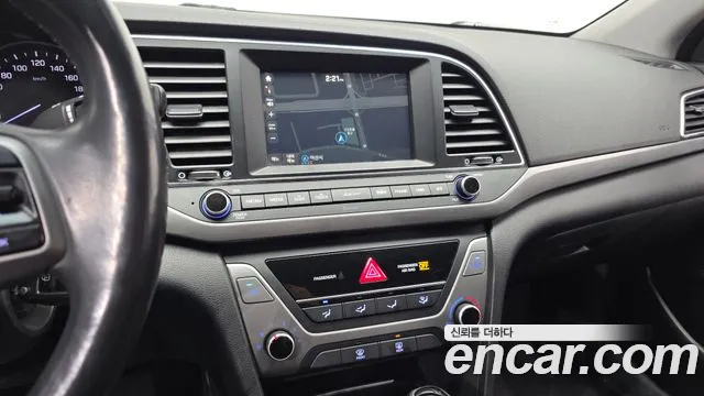 Hyundai Avante 2016 thumb 12