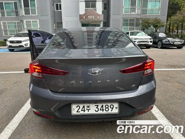 Hyundai Avante 2019 thumb 2