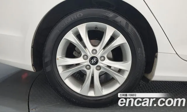 Hyundai Sonata 2011 thumb 5