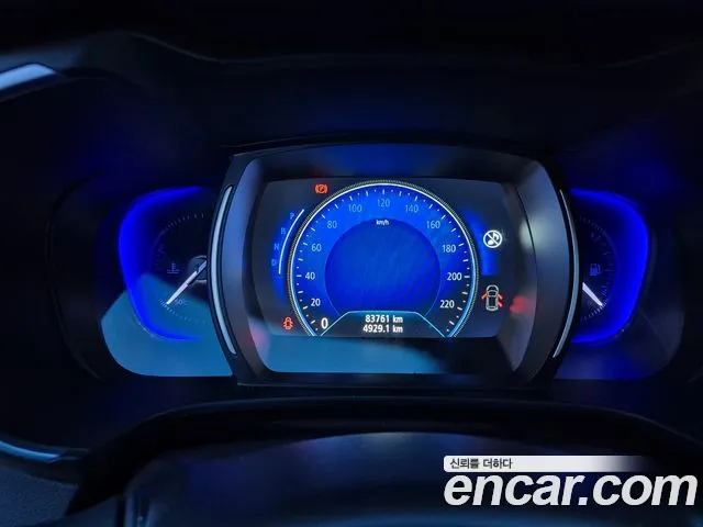 Renault-KoreaSamsung Koleos 2017 thumb 7