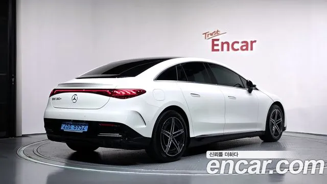 Mercedes-Benz EQE 2024 thumb 2