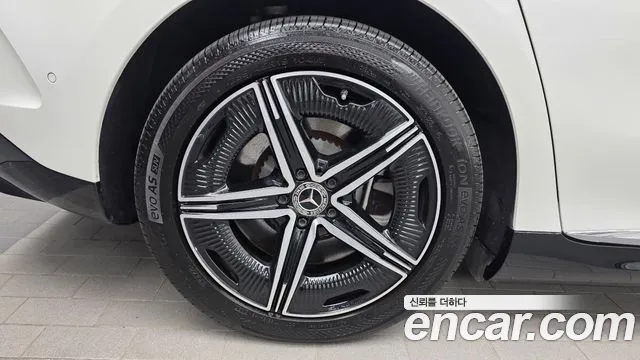 Mercedes-Benz EQE 2024 thumb 5