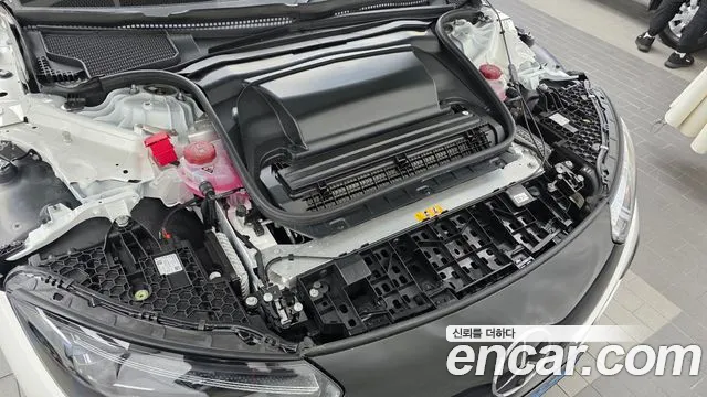 Mercedes-Benz EQE 2024 thumb 6