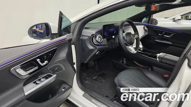 Mercedes-Benz EQE 2024 thumb 10