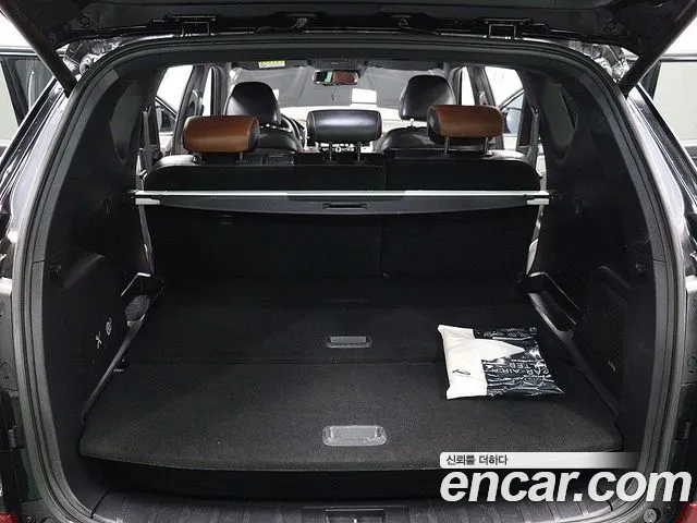 KG_Mobility_Ssangyong Rexton 2018 thumb 5