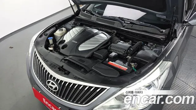 Hyundai Grandeur 2013 thumb 6