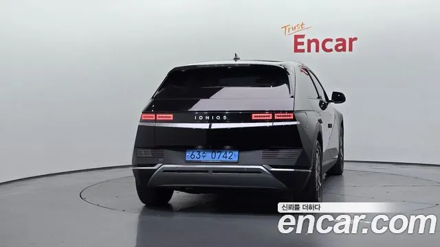 Hyundai IONIQ 5 2021 thumb 3