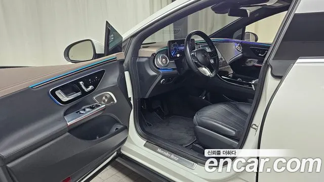 Mercedes-Benz EQE 2022 thumb 9