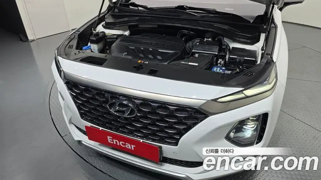 Hyundai Santa Fe 2018 thumb 6