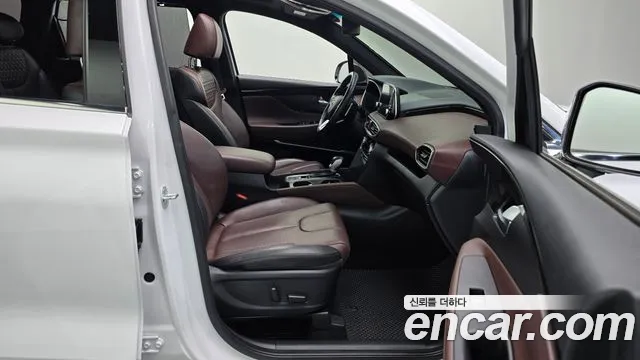 Hyundai Santa Fe 2018 thumb 11