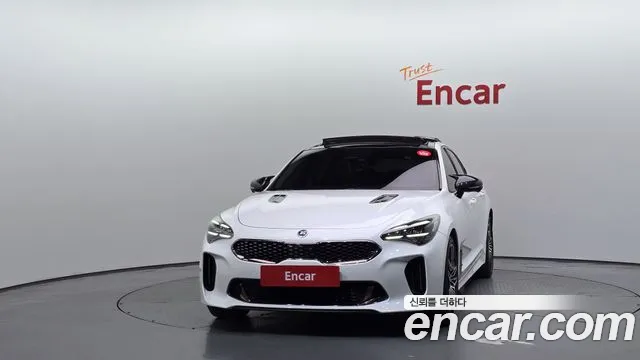 Kia Stinger 2020 thumb 3
