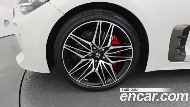 Kia Stinger 2020 thumb 5
